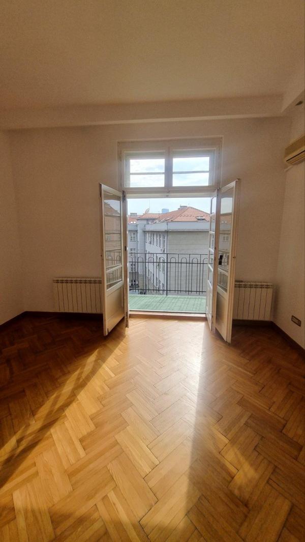 Slika 3 - Kralja Milana, Četvorosoban stan za izdavanje, 90m2, 1.100€