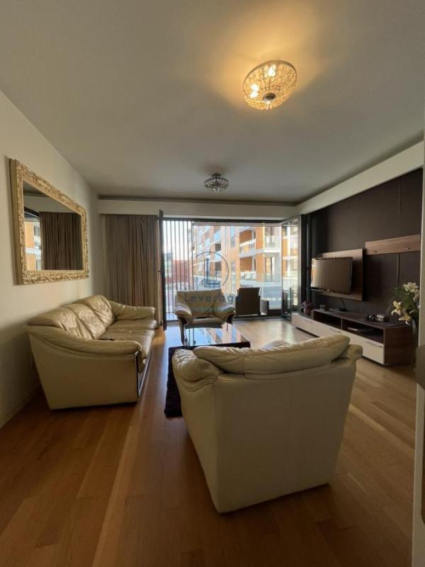 Glavna slika -Omladinskih brigada, Dvosoban stan za izdavanje, 61m2, 1.400€