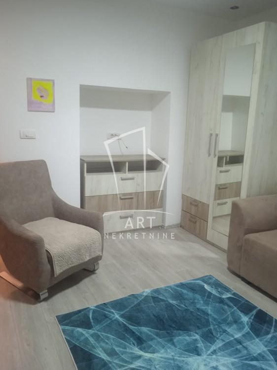 Slika 2 - 22. oktobra, Jednosoban stan za izdavanje, 35m2, 400€