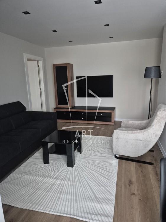 Slika 1 - Stjepana Filipovića, Trosoban stan za izdavanje, 58m2, 900€