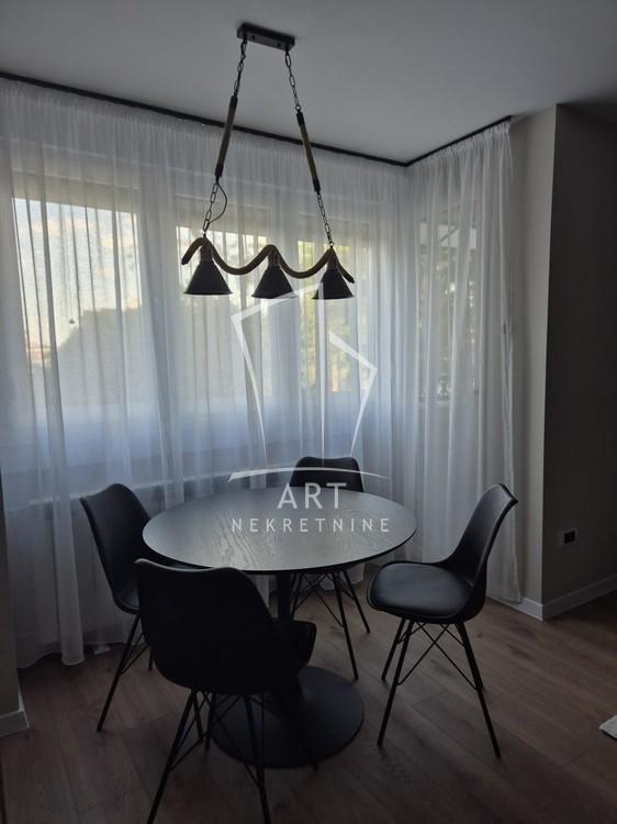 Slika 2 - Stjepana Filipovića, Trosoban stan za izdavanje, 58m2, 900€