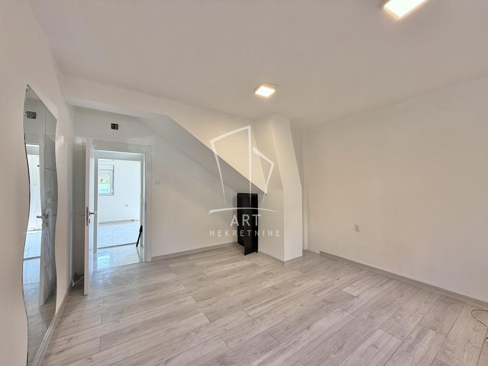 Slika 3 - 20. oktobra, Dvosoban stan na prodaju, 49m2, 90.000€