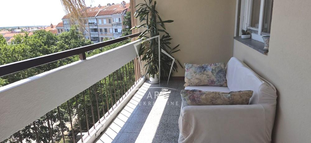 Slika 4 - Sremskih boraca, Dvoiposoban stan za izdavanje, 71m2, 600€