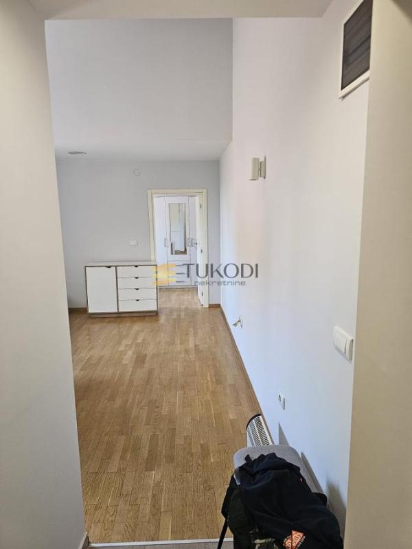 Slika 3 - Dvosoban stan za izdavanje, 40m2, 450€