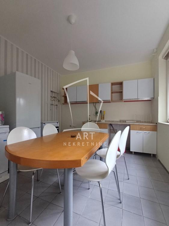 Slika 2 - Požarevačka, Dvosoban stan za izdavanje, 56m2, 650€