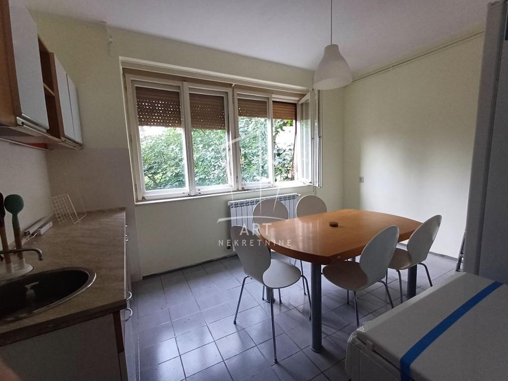 Slika 3 - Požarevačka, Dvosoban stan za izdavanje, 56m2, 650€