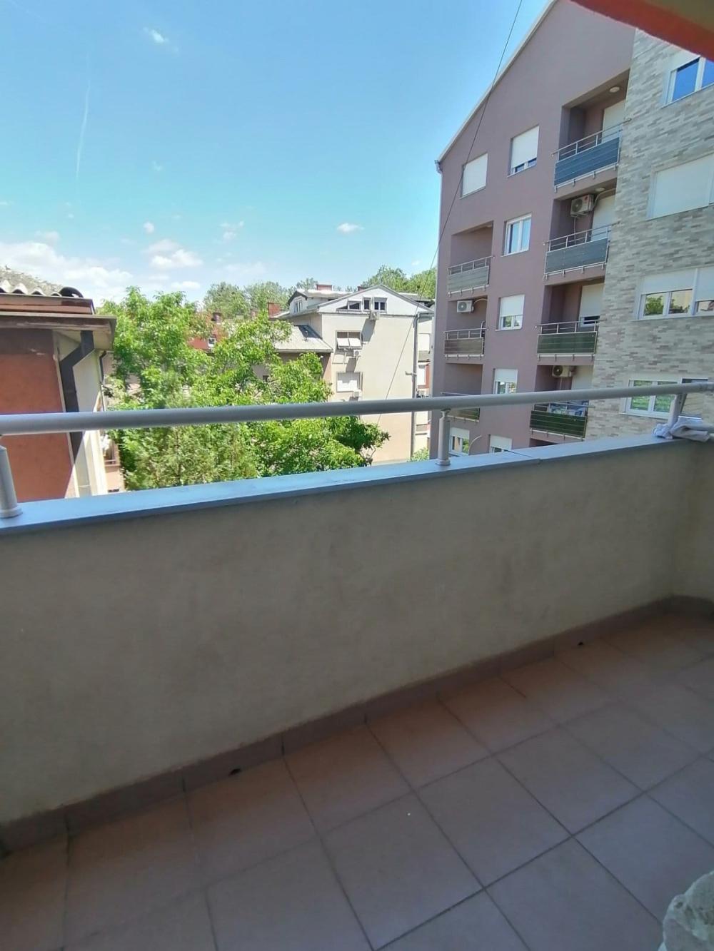 Slika 9 - Jednoiposoban stan za izdavanje, 43m2, 350€