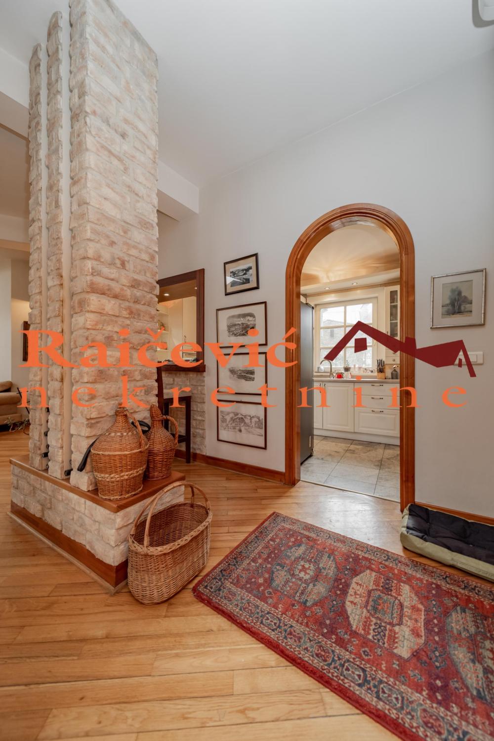 Slika 7 - Vlajkoviceva, Četvorosoban stan na prodaju, 114m2, 300.000€