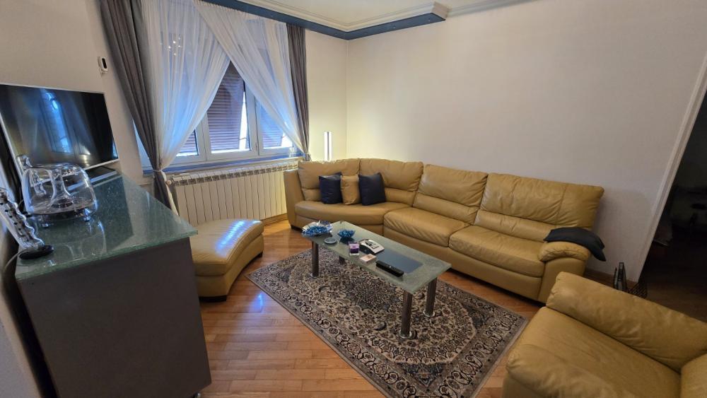 Glavna slika -Dunavski kej, Dvosoban stan za izdavanje, 53m2, 800€