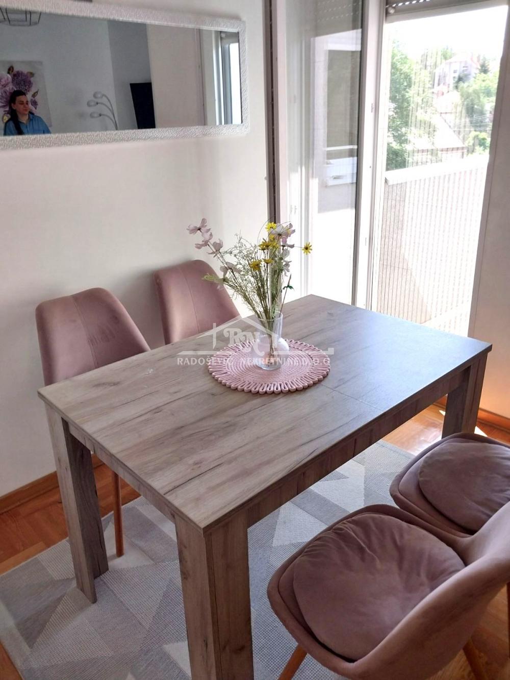 Slika 5 - Milorada Jovanovića, Dvoiposoban stan na prodaju, 60m2, 168.000€