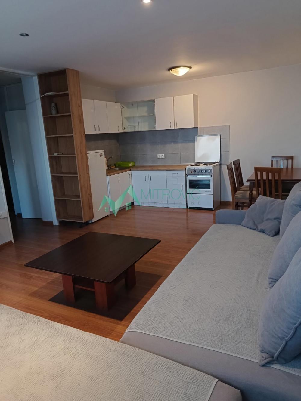 Slika 1 - Dvoiposoban stan za izdavanje, 53m2, 550€