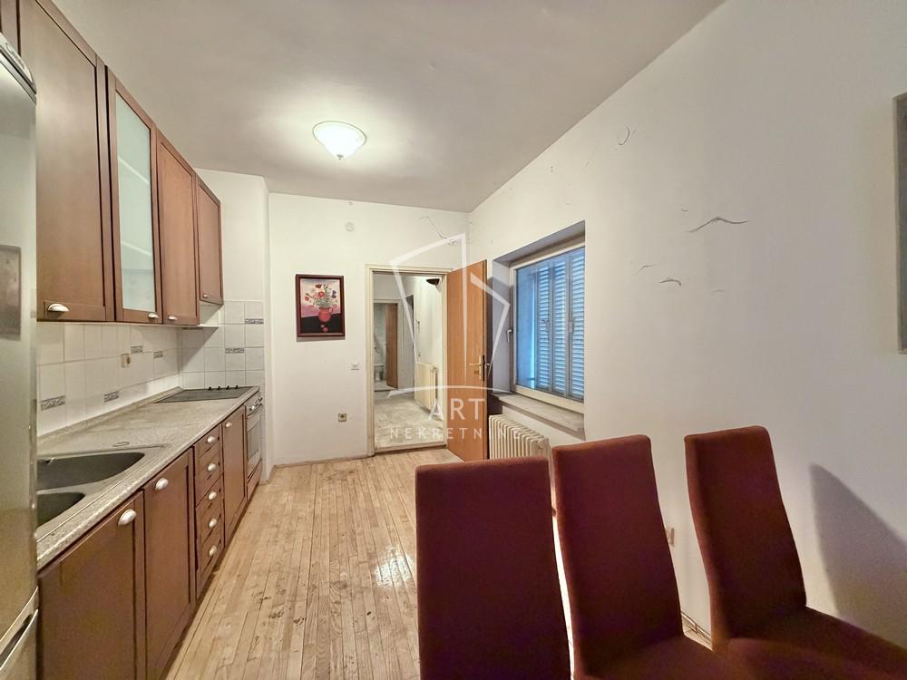 Slika 10 - Milana Rakića, Kuća na prodaju, 357m2, 800.000€