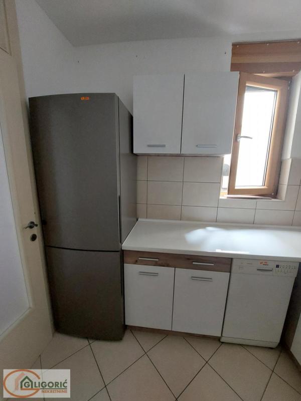 Slika 9 - Ulcinjska, Četvorosoban stan za izdavanje, 95m2, 950€