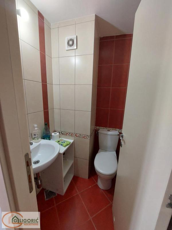 Slika 11 - Ulcinjska, Četvorosoban stan za izdavanje, 95m2, 950€