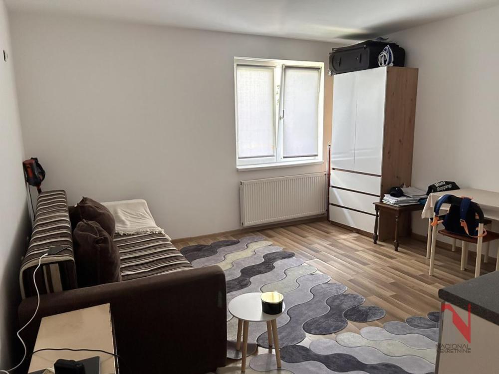 Glavna slika -ĆIRPANOVA, Jednosoban stan za izdavanje, 26m2, 250€