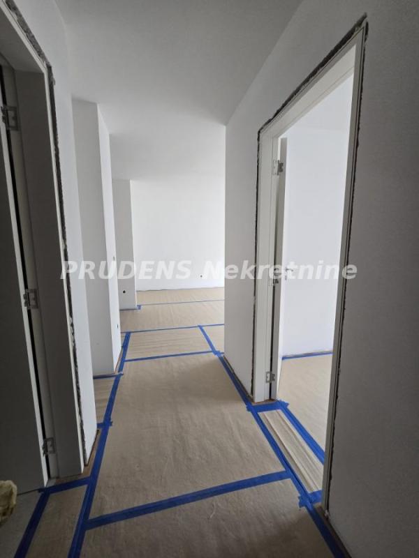 Slika 6 - Karpoševa, Trosoban stan na prodaju, 79m2, 277.380€