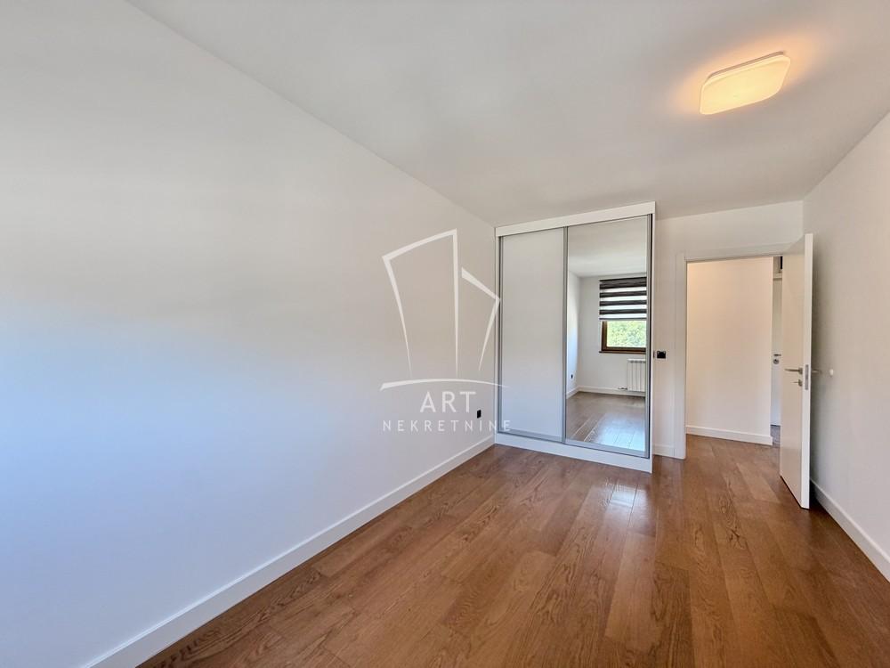 Slika 5 - Braće Radovanović, Trosoban stan za izdavanje, 76m2, 1.150€
