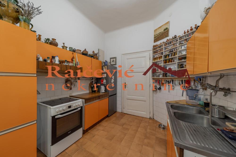 Slika 6 - Uzun Mirkova, Četvorosoban stan na prodaju, 139m2, 639.900€