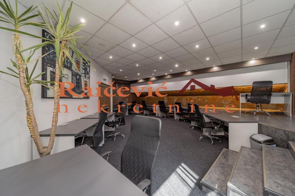 Slika 5 - Pozeska,  Lokal za izdavanje, 315m2, 2.950€