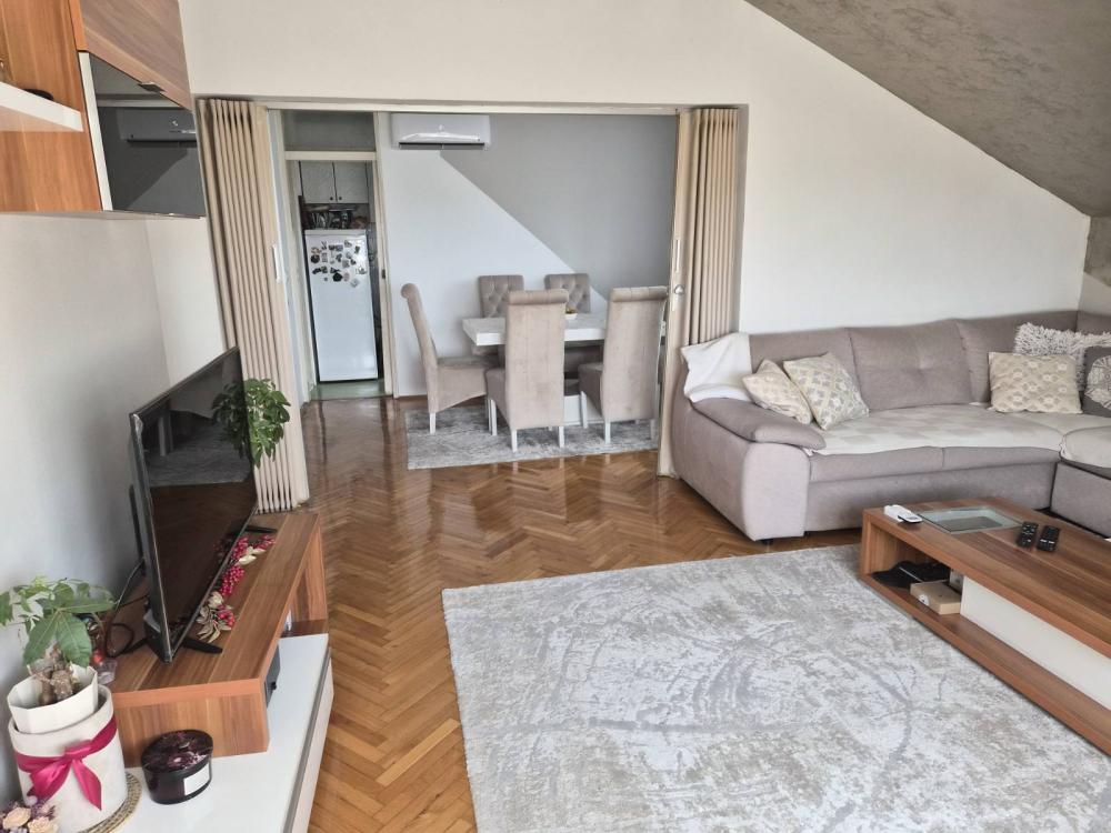 Slika 10 - Četvorosoban stan za izdavanje, 83m2, 400€