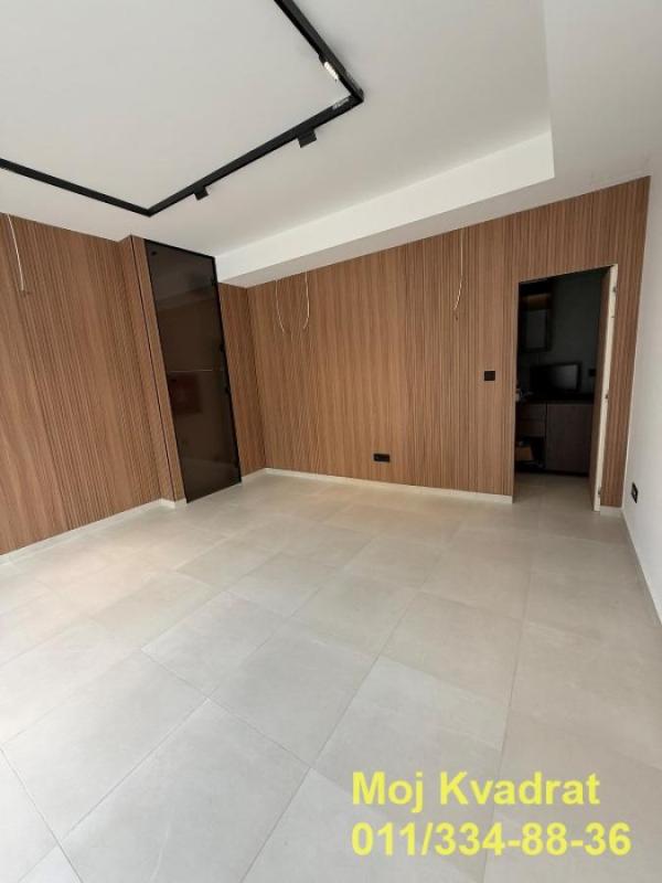 Slika 3 -  Lokal za izdavanje, 25m2, 750€