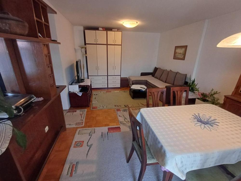 Slika 2 - Dvoiposoban stan na prodaju, 65m2, 165.000€