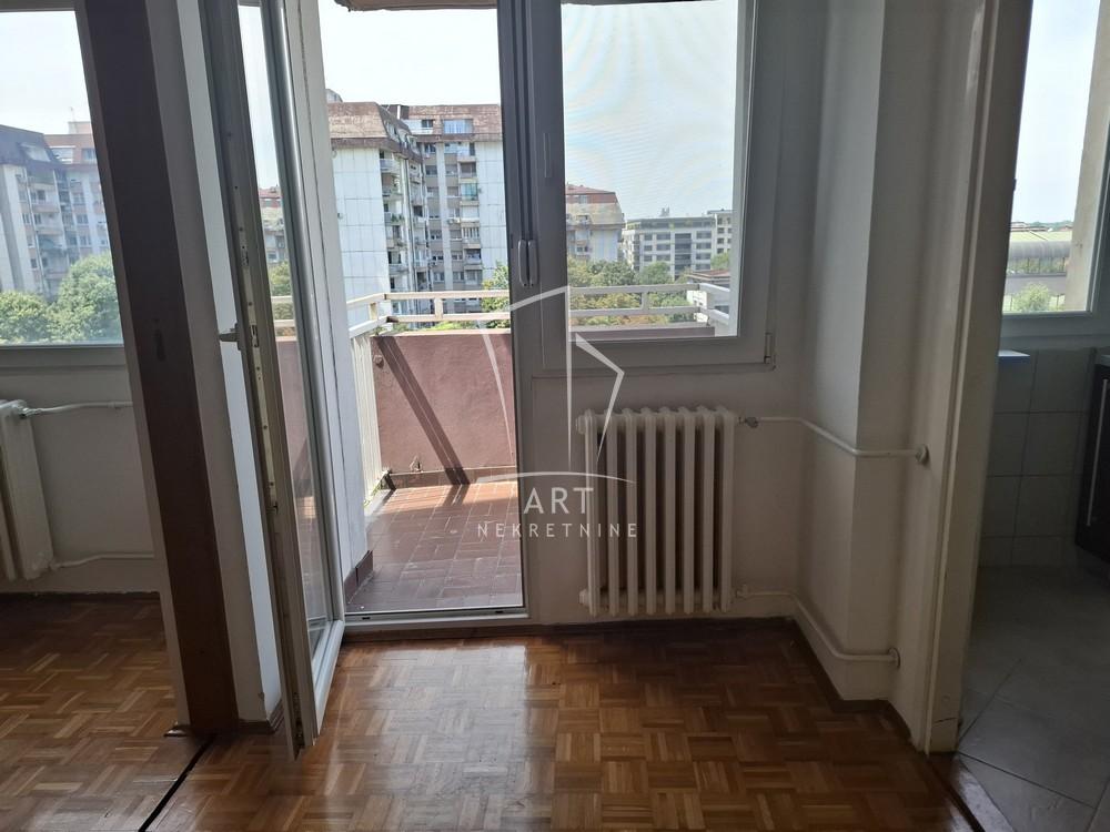 Slika 2 - Mike Alasa, Jednosoban stan za izdavanje, 40m2, 450€