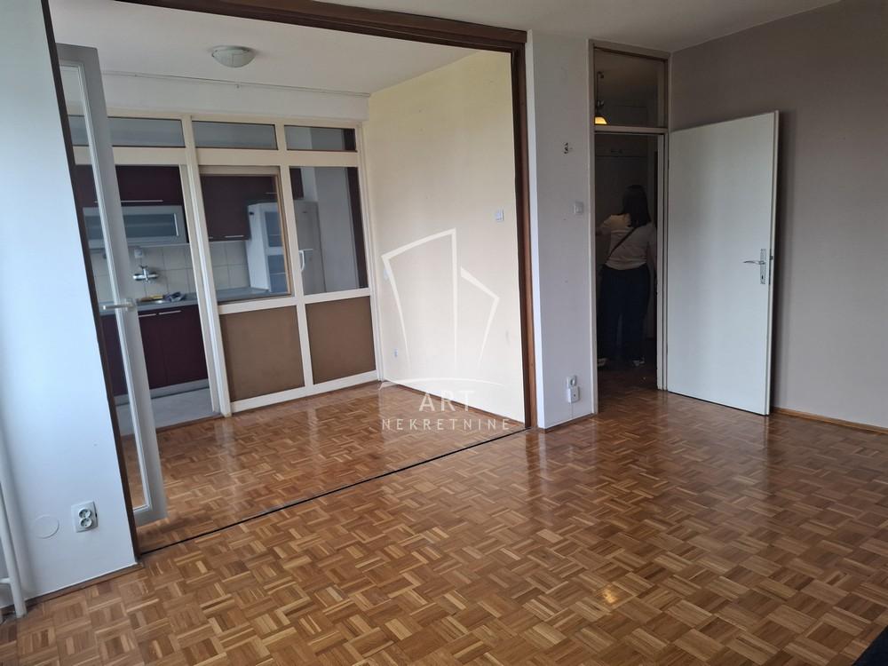 Slika 4 - Mike Alasa, Jednosoban stan za izdavanje, 40m2, 450€