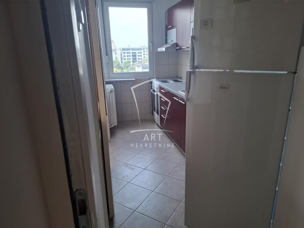 Slika 7 - Mike Alasa, Jednosoban stan za izdavanje, 40m2, 450€