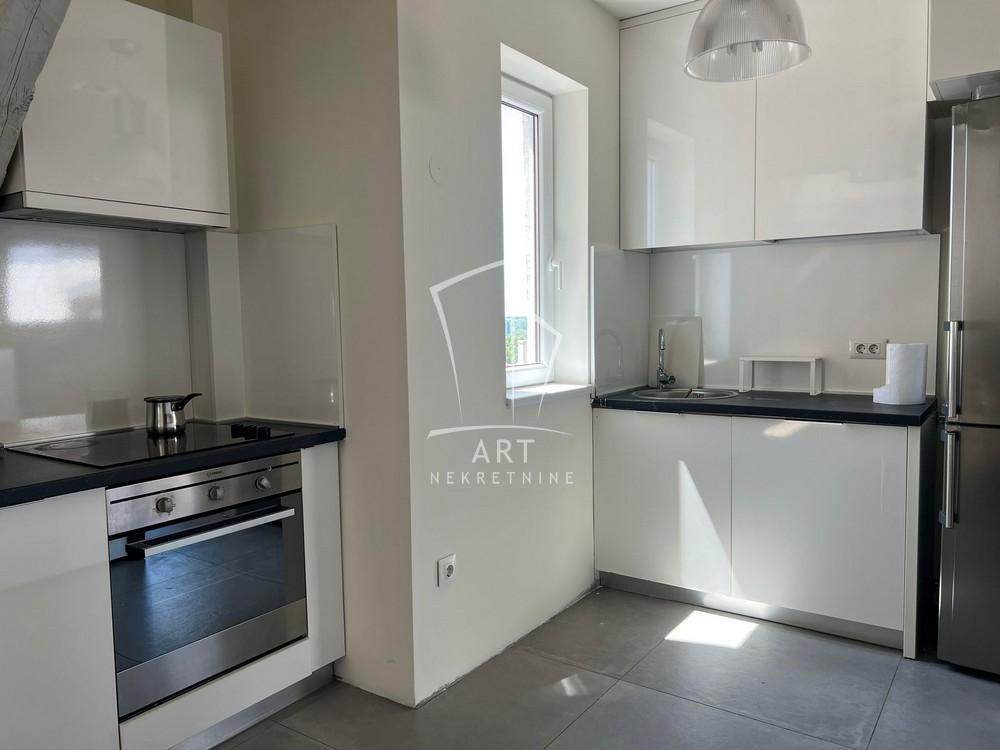 Slika 11 - Kosančićev Venac, Trosoban stan za izdavanje, 64m2, 1.300€