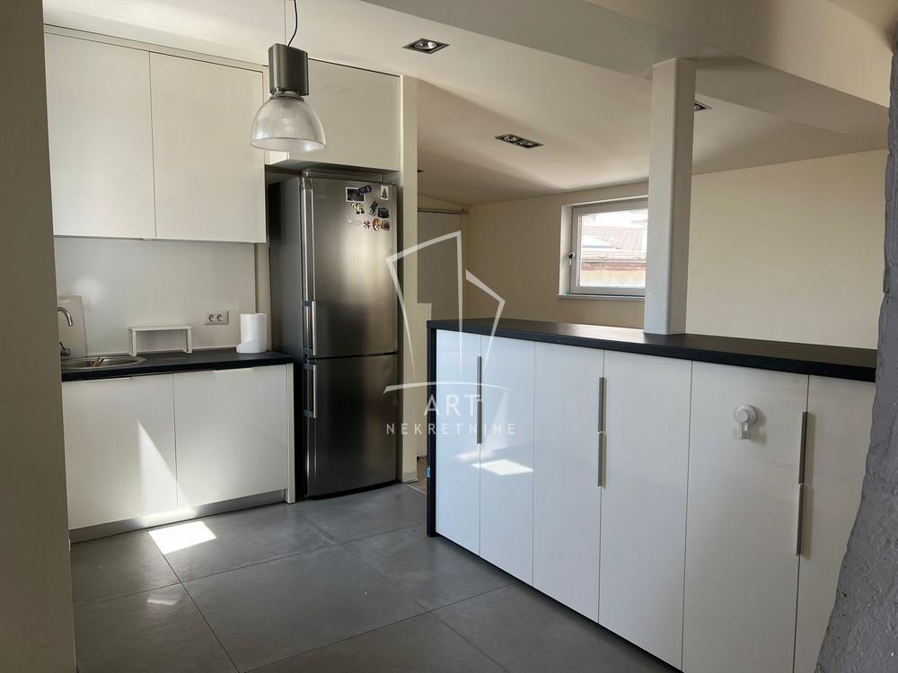 Slika 8 - Kosančićev Venac, Trosoban stan za izdavanje, 64m2, 1.300€