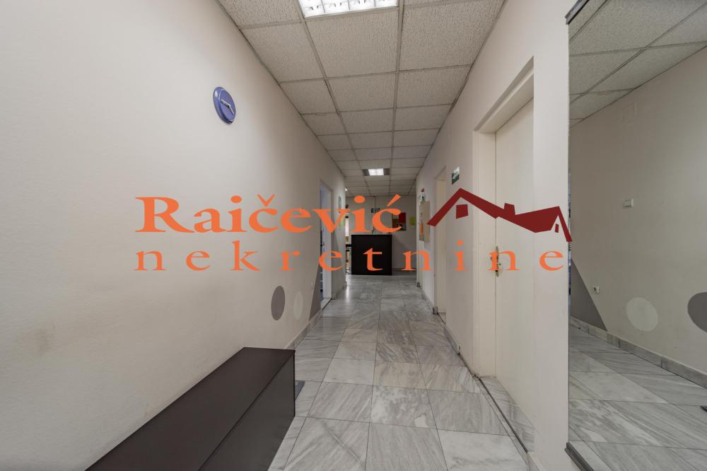 Slika 8 - Pozeska,  Lokal za izdavanje, 273m2, 2.300€