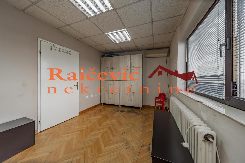 Slika 10 - Pozeska,  Lokal za izdavanje, 273m2, 2.300€