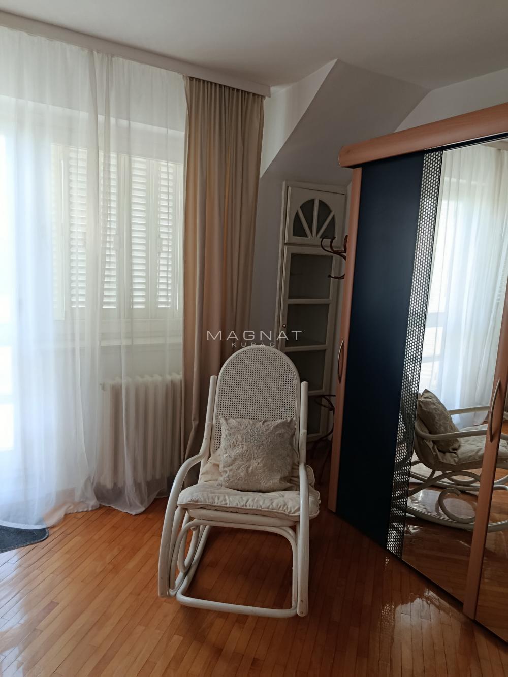 Slika 6 - Ilije Stojadinovića,  Kuća za izdavanje, 257m2, 2.900€