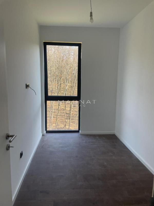 Slika 5 - Prvomajska, Trosoban stan na prodaju, 60m2, 115.000€