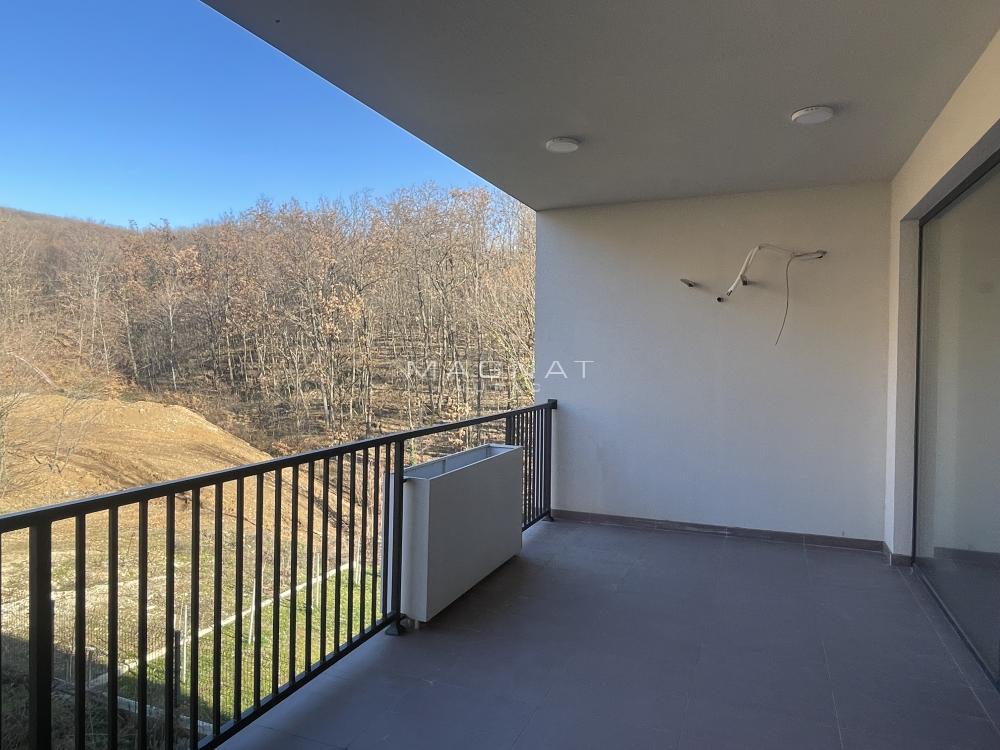 Slika 9 - Prvomajska, Trosoban stan na prodaju, 60m2, 115.000€