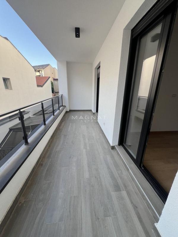 Slika 9 - Surdulička, Trosoban stan na prodaju, 71m2, 265.000€