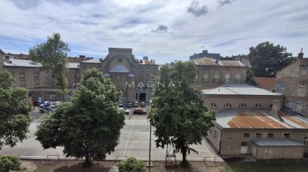 glavna slika oglasa
