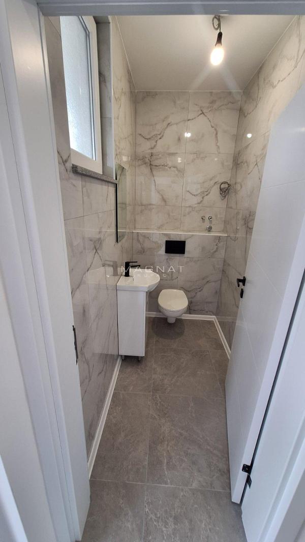Slika 8 - Milosava Vlajića,  Kuća na prodaju, 144m2, 180.000€