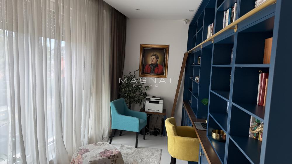 Slika 11 - Neznanog Junaka, Dvosoban stan na prodaju, 131m2, 930.000€