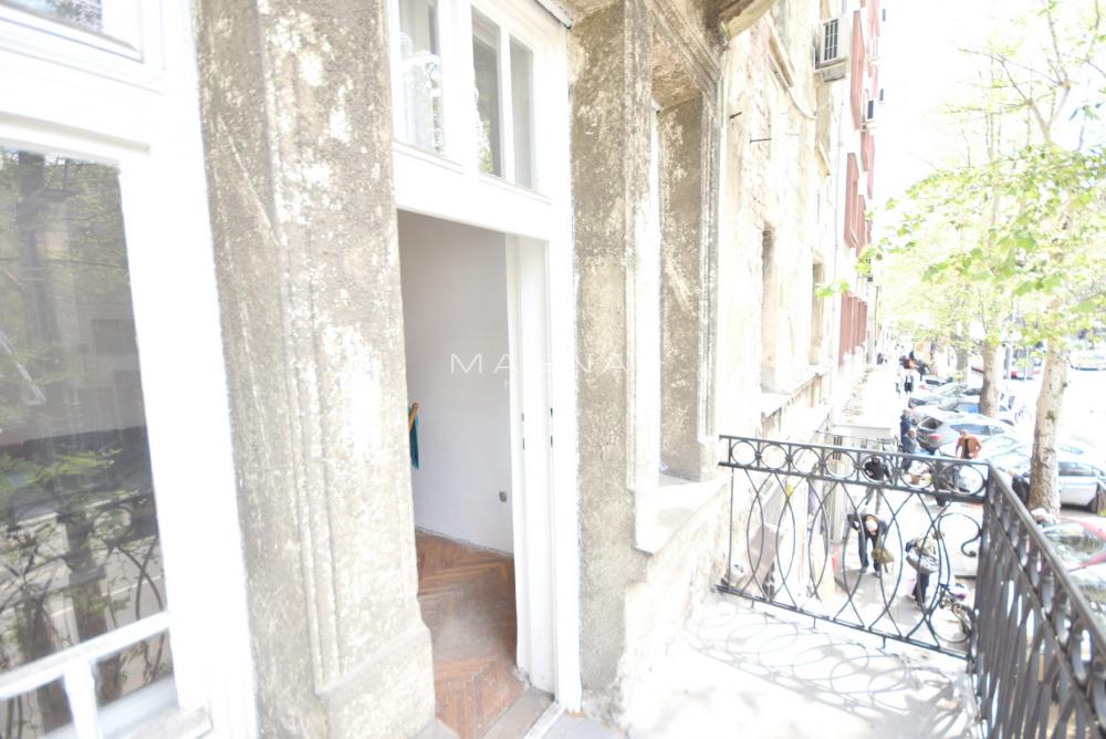 Slika 10 - Džordža Vašingtona, Trosoban stan na prodaju, 87m2, 289.900€