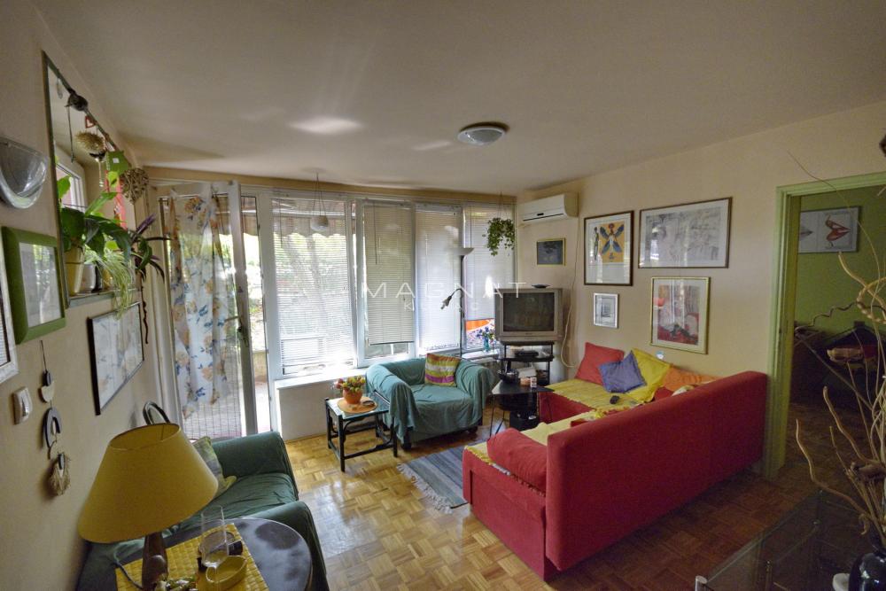 Slika 3 - Ljubinke Bobić, Četvorosoban stan na prodaju, 100m2, 243.000€