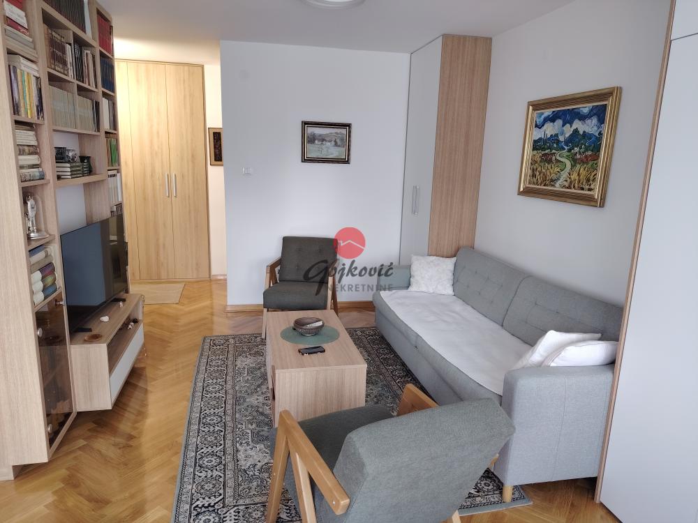 Slika 5 - Milana Jovanovića, Jednosoban stan na prodaju, 38m2, 137.000€