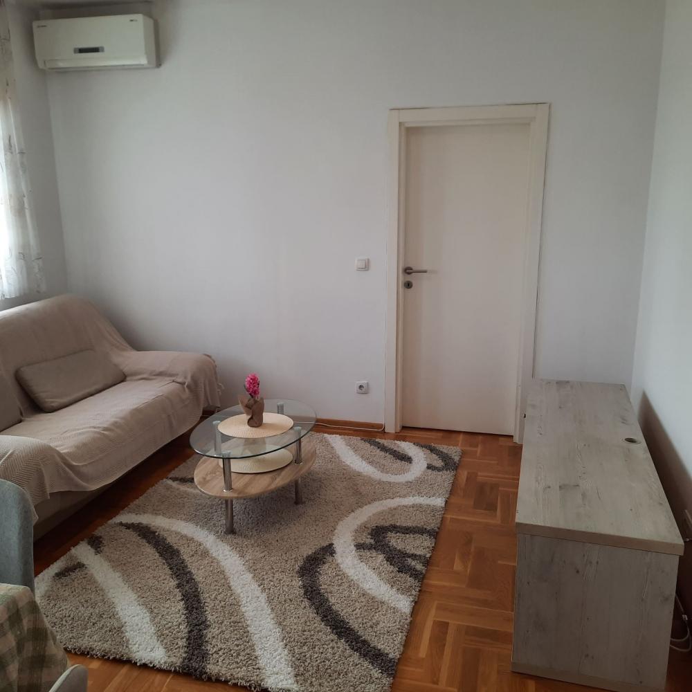 Slika 1 - Vladimira Gortana, Dvosoban stan za izdavanje, 38m2, 480€