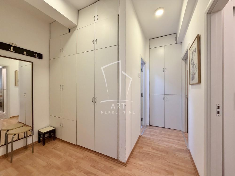 Slika 8 - Desanke Maksimović, Dvoiposoban stan na prodaju, 46m2, 255.000€