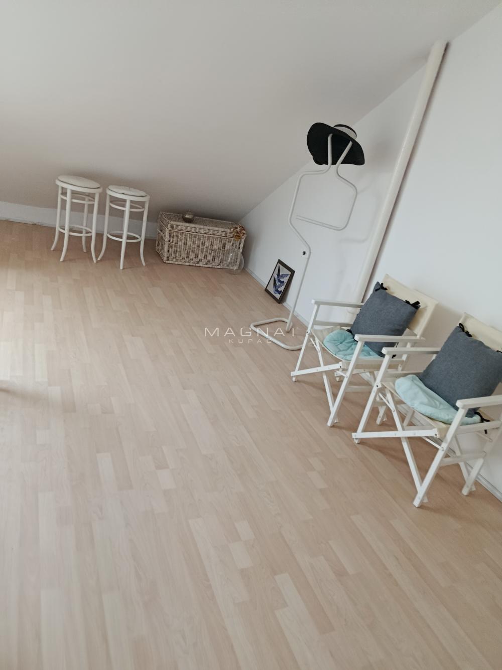 Slika 7 - Ilije Stojadinovića,  Kuća na prodaju, 257m2, 998.000€