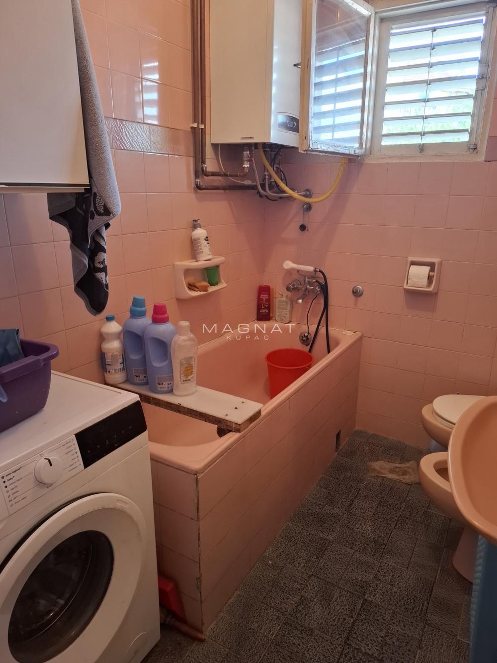 Slika 4 - Sandžačka, Četvoroiposoban stan na prodaju, 120m2, 145.000€
