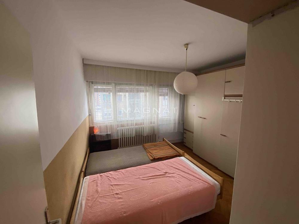 Slika 1 - Vladetina, Dvoiposoban stan na prodaju, 68m2, 280.000€