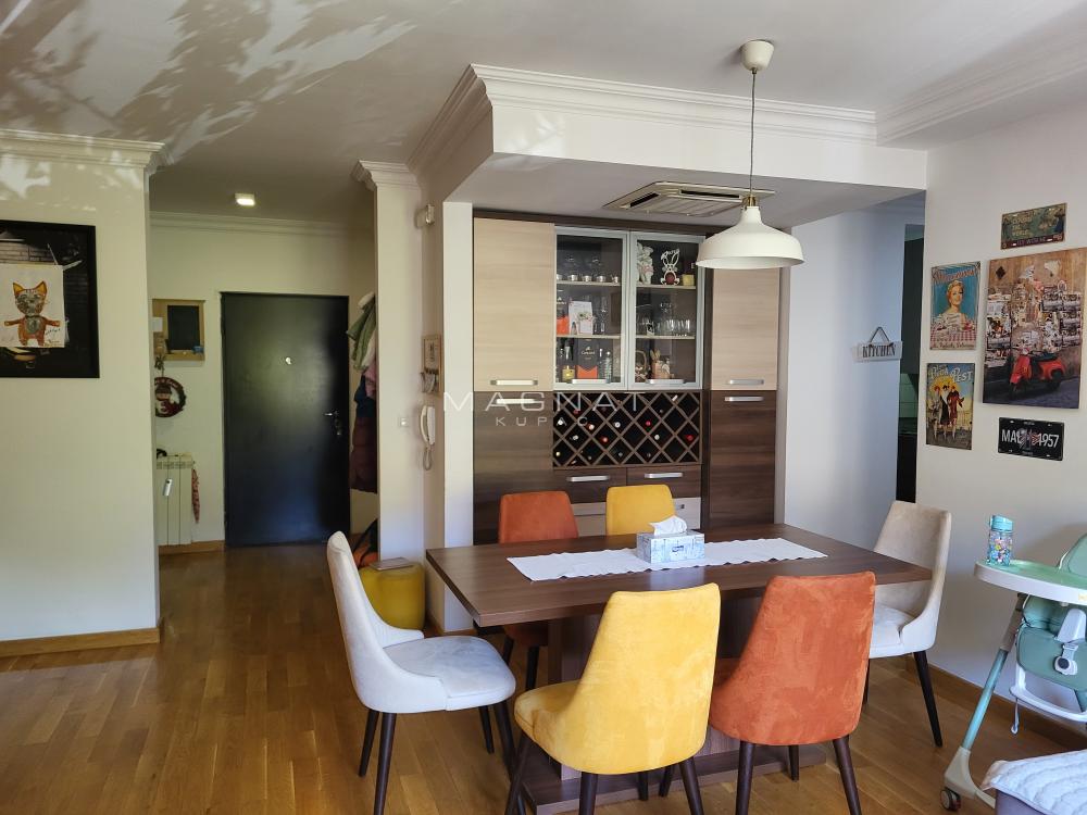 Slika 1 - Toplička, Trosoban stan na prodaju, 75m2, 285.000€