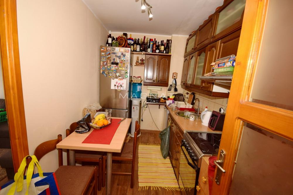 Slika 9 - Kedrova, Dvoiposoban stan na prodaju, 58m2, 198.000€